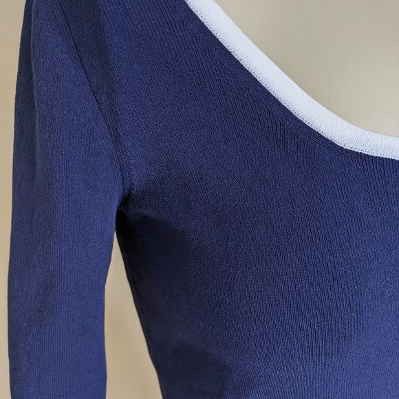 𝅺judith & Charles navy blue short sleeve blouse with white collar - Picture 4 of 10